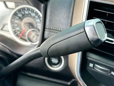 Used 2022 RAM 3500 Laramie image 17