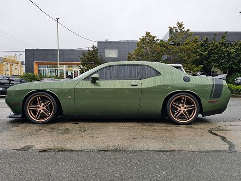 Used 2019 Dodge Challenger R/T Scat Pack w/ Shaker Package image 5