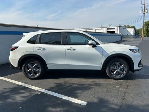 New 2027 Honda HR-V LX image 6