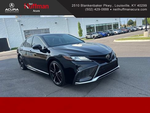 Used 2021 Toyota Camry XSE w/ Navigation Package FWD image 1