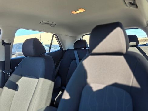 New 2026 Hyundai Venue SE image 13