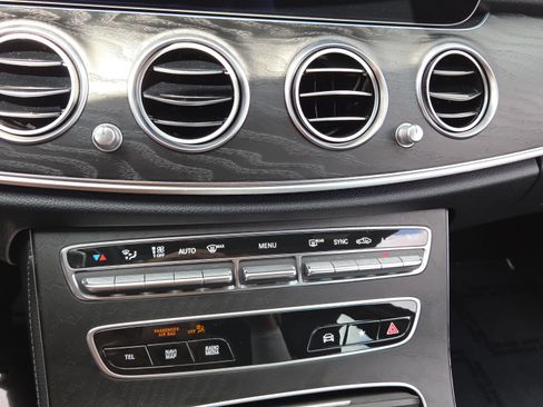 Certified 2022 Mercedes-Benz E 350 Sedan image 31