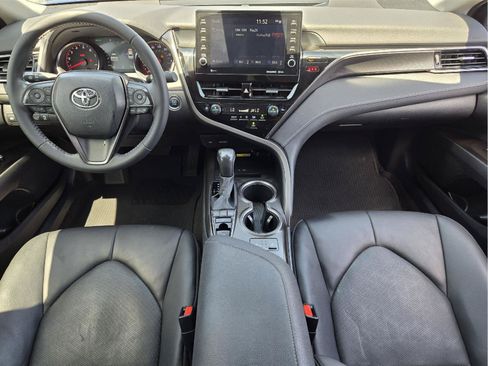 Used 2022 Toyota Camry XSE FWD image 25