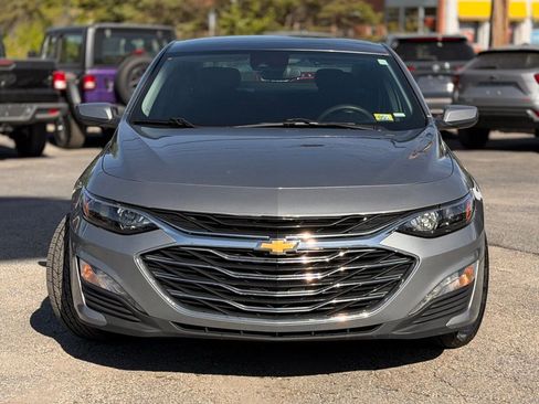 Used 2024 Chevrolet Malibu LT FWD image 2