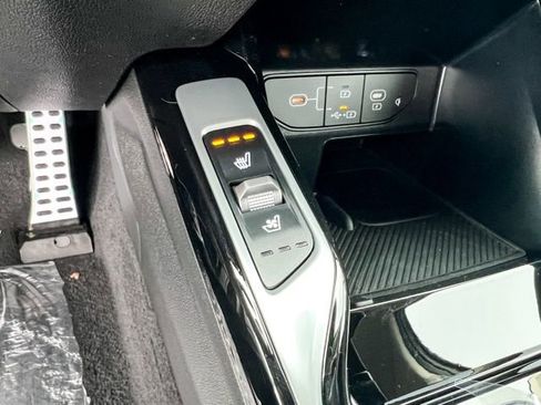 New 2026 Kia Sorento SX image 22