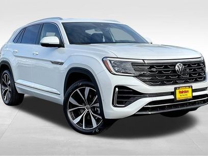 New 2025 Volkswagen Atlas Cross Sport SEL Premium R-Line