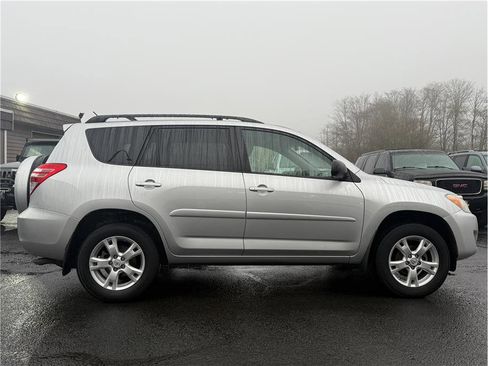 Used 2011 Toyota RAV4 4WD image 5