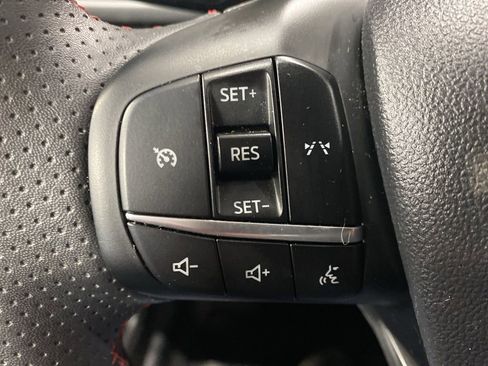 Used 2024 Ford Escape ST-Line image 35