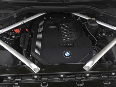 Used 2020 BMW X5 xDrive40i w/ Premium Package image 34