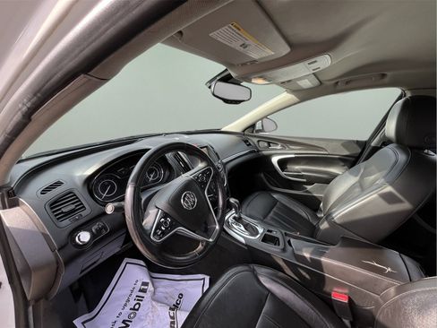 Used 2016 Buick Regal image 12