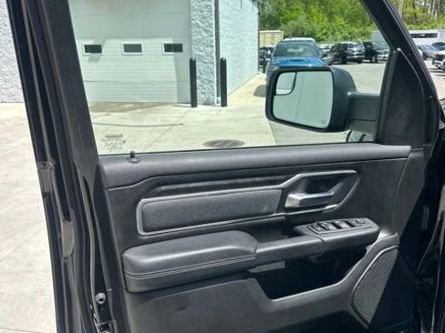 Used 2022 RAM 1500 Big Horn AWD/4WD image 37