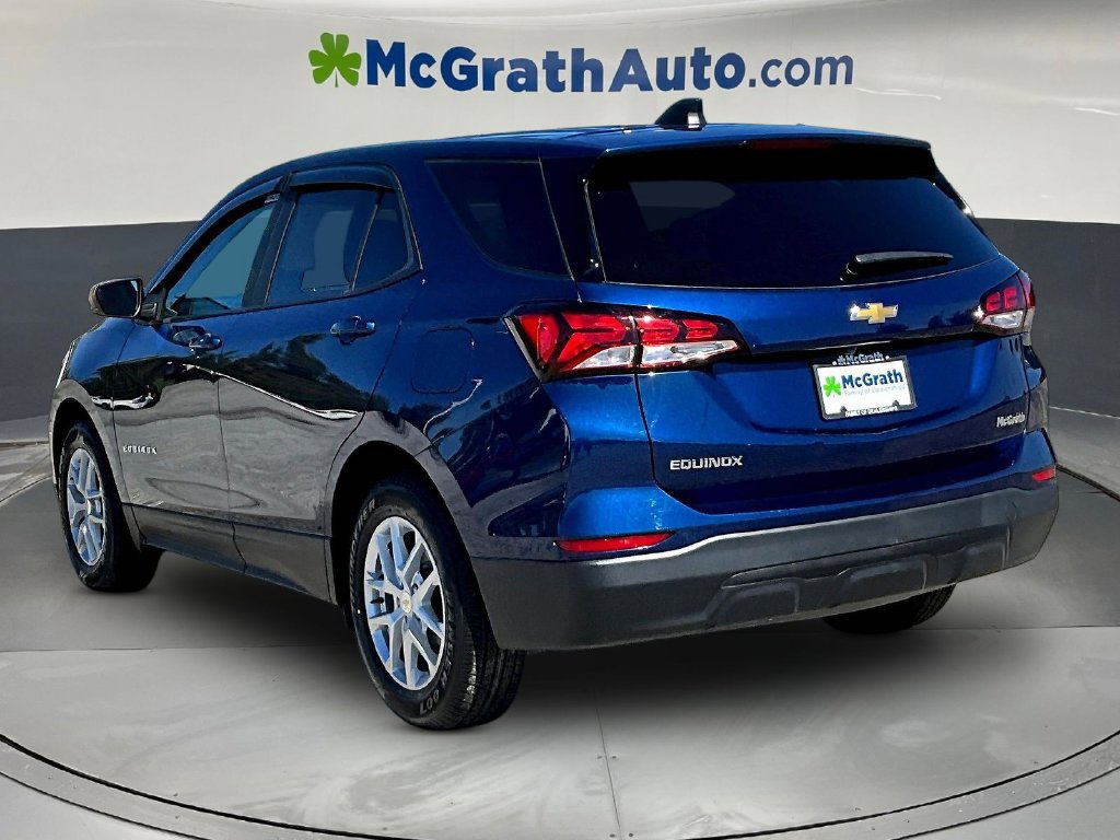 Used 2022 Chevrolet Equinox LS w/ LS Convenience Package FWD image 5