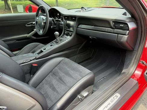 Used 2016 Porsche 911 Carrera GTS RWD image 40