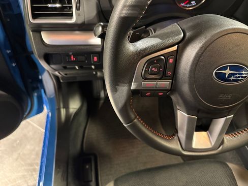 Used 2017 Subaru Crosstrek 2.0i Premium w/ Moonroof Package image 21