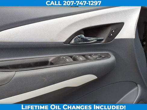 Used 2021 Chevrolet Bolt Premier w/ Infotainment Package image 11