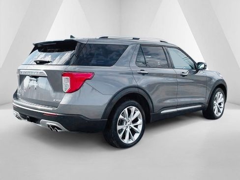 Used 2021 Ford Explorer Platinum w/ Equipment Group 601A AWD/4WD image 9