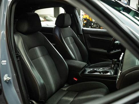 Used 2022 Honda Civic Sport image 13