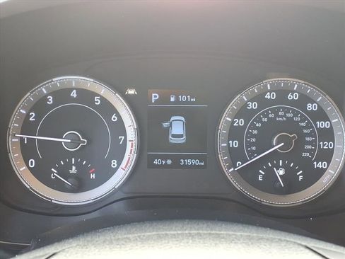 Used 2022 Hyundai Venue SE image 6