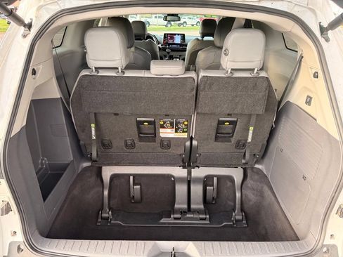 Used 2023 Toyota Sienna XLE w/ XLE Plus Package AWD/4WD image 29
