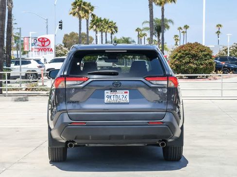 Used 2024 Toyota RAV4 LE FWD image 8