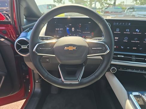 Used 2024 Chevrolet Equinox EV LT image 11