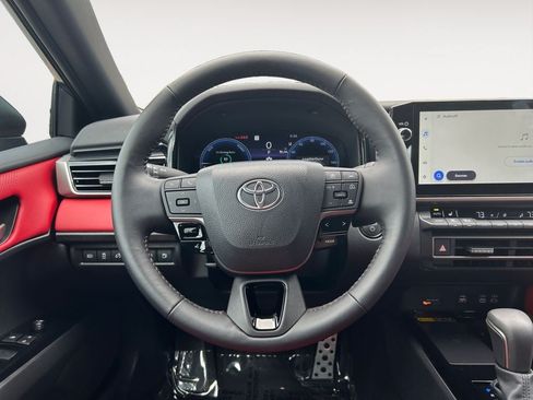 Used 2026 Toyota Camry XSE FWD image 13