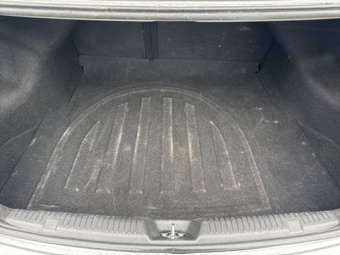 Used 2015 Hyundai Elantra SE w/ Option Group 02 image 10