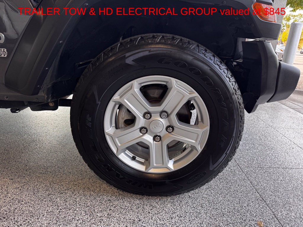 Used 2021 Jeep Wrangler Unlimited Sport AWD/4WD image 10