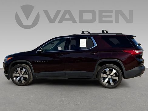 Used 2020 Chevrolet Traverse LT w/ LT Premium Package image 7
