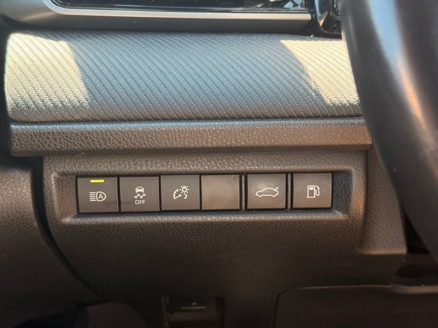 Used 2025 Toyota Camry SE FWD image 26