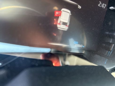 Used 2025 Toyota RAV4 XLE AWD/4WD image 17