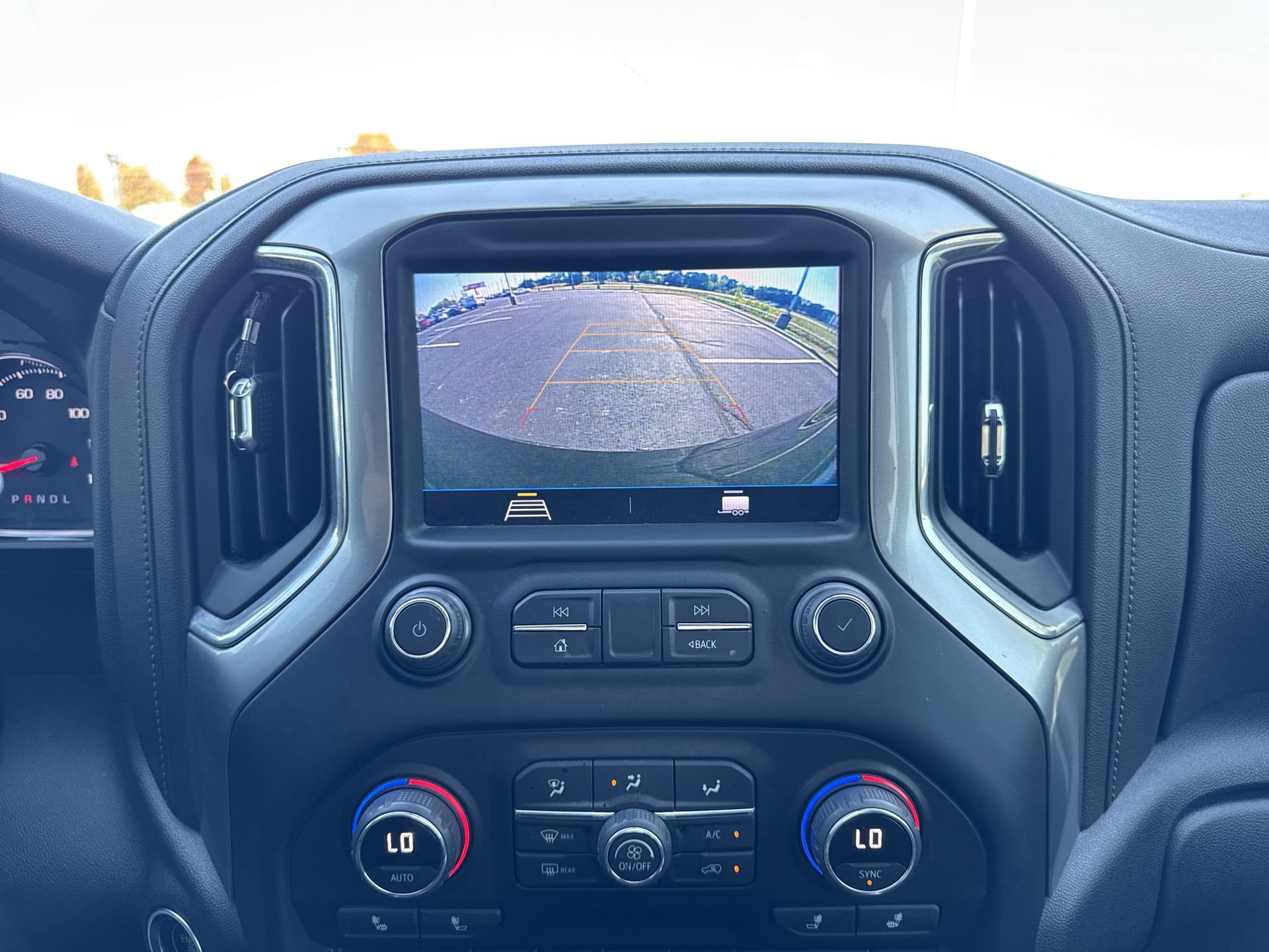 Certified 2022 Chevrolet Silverado 1500 RST AWD/4WD image 17