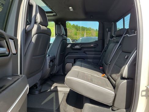 New 2026 GMC Sierra 1500 AT4X AWD/4WD image 10