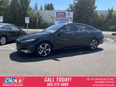 Used 2021 Hyundai Elantra SEL w/ Convenience + Premium Package