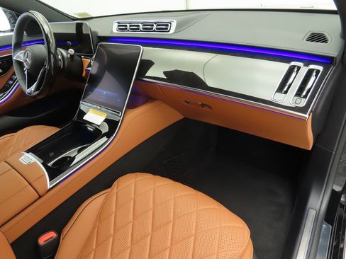 New 2026 Mercedes-Benz S 580 4MATIC Sedan image 17