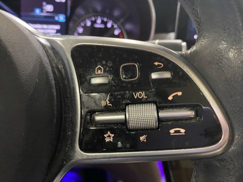 Certified 2021 Mercedes-Benz GLC 300 image 12