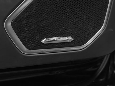 Used 2022 Lamborghini Urus image 62