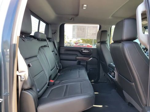 Used 2020 GMC Sierra 2500 Denali w/ Technology Package image 19