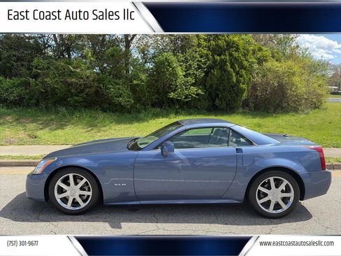 Used 2005 Cadillac XLR RWD image 1