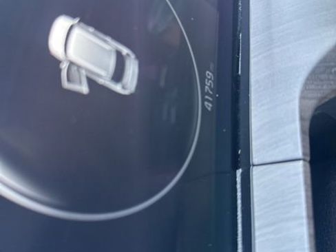 Used 2023 Kia Telluride SX Prestige image 4