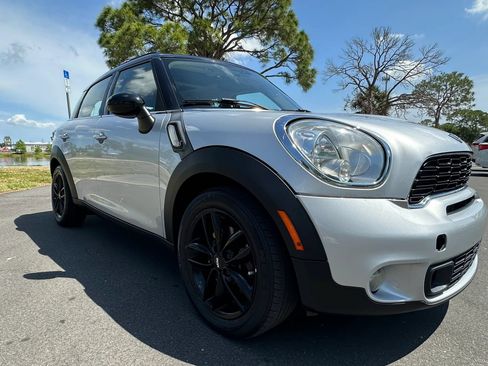 Used 2013 MINI Cooper Countryman S FWD image 3
