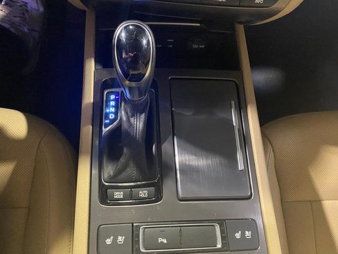 Used 2017 Genesis G80 3.8 w/ Option Group 02 RWD image 25