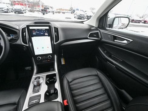 Certified 2024 Ford Edge SEL w/ Convenience Package image 34