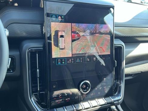 New 2026 GMC Yukon AT4 w/ AT4 Premium Plus Package image 24