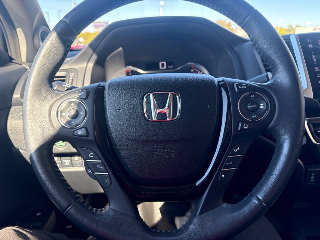 Used 2017 Honda Ridgeline RTL-E image 16