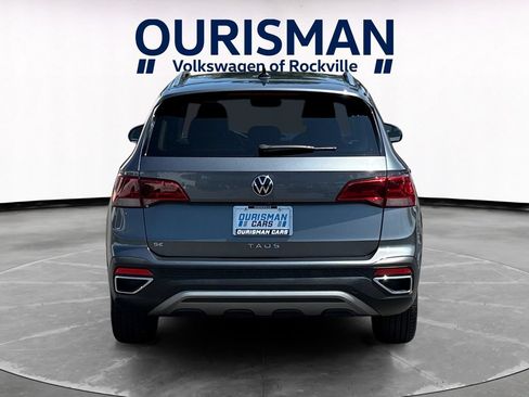 Used 2023 Volkswagen Taos SE FWD image 5