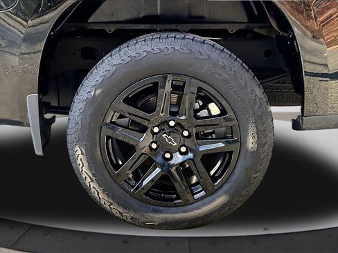 Used 2024 Chevrolet Silverado 1500 RST image 34