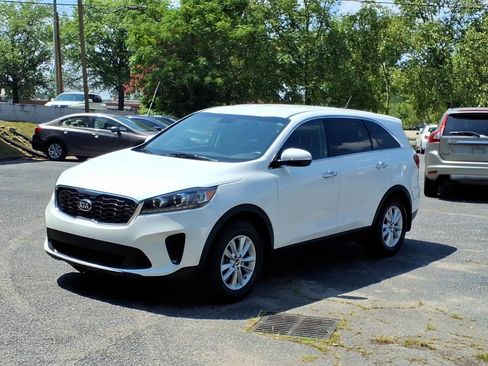 Used 2020 Kia Sorento L FWD image 8