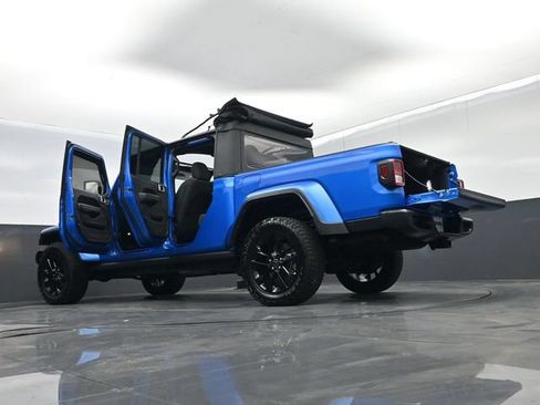 Used 2025 Jeep Gladiator Sport AWD/4WD image 71