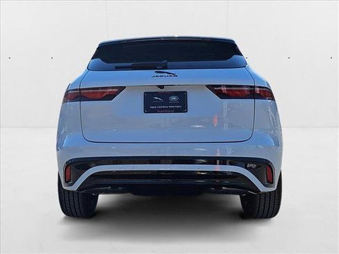 New 2025 Jaguar F-PACE R-Dynamic S image 6